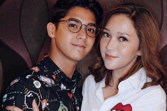 Al Ghazali Umumkan Akan Tinggalkan Indonesia Dan Lepas Karier Keartisan Semua Halaman Nova