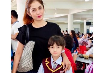 Dampingi Anak Olimpiade Matematika Dunia ke Jepang, Ussy Sulistiawaty: Apapun Hasilnya, Mama Bangga!