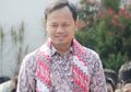 Bak Bermuka Tembok, Wali Kota Bogor Pergoki Emak-emak Penerima Bansos Sedang Asyik Habiskan Uang Bantuan untuk Belanja Baju Lebaran di Pasar, Bima Arya: 'Prihatin Dulu'