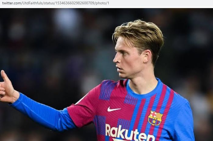 Frenkie de Jong dan agennya dikatakan sangat marah kepada sikap Barcelona.