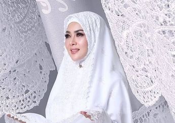 Sempat Bikin Geger, Syahrini Tak Kapok Jual Mukenah Lagi dengan Harga Selangit, Istri Reino Barack Bikin Netizen Shock: Luar Biasa Harganya!
