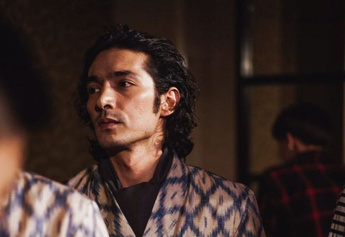 Abimana Aryasatya, pemeran Gundala Putra Petir di film Gundala