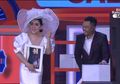 Tampil Memukau 3 Kali Ganti Kostum, Ribetnya Syahrini di Ruangan Ganti Eksklusif Sampai Ivan Gunawan Turun Tangan