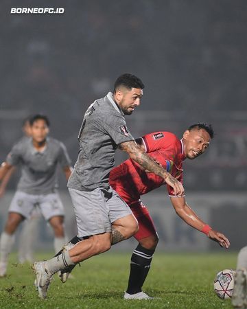 Suasana pertandingan antara Persija Jakarta melawan Borneo FC pada lanjutan laga penyisihan Grup B di Stadion Segiri, Samarinda, Sabtu (25/6/2022).