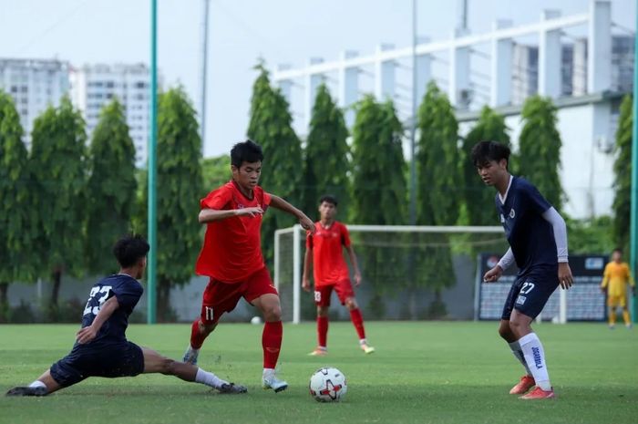 Timnas U-16 Vietnam beruji coba melawan tim U-19 Hanoi pada Sabtu (16/7/2022)