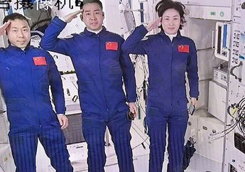 Tiga Astronaut Tiba di Stasiun Luar Angkasa Tiongkok, Bawa Banyak Misi