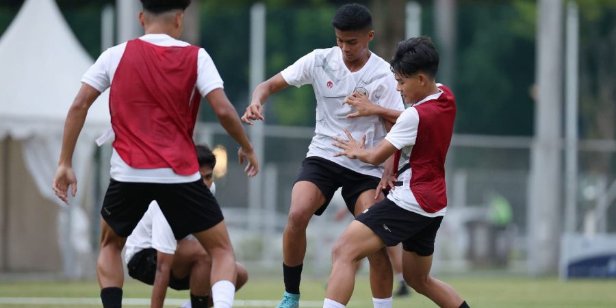 Dites Nyanyi Lagu Nasional, Shin Tae-yong Minta Pemain Timnas U-19 Indonesia Jangan Malu dan Lebih Keras Bicara di Lapangan