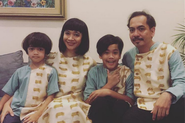 Peraturan Unik Dalam Rumah Tangga Indra Birowo Ini Patut Moms Tiru Semua Halaman Nakita