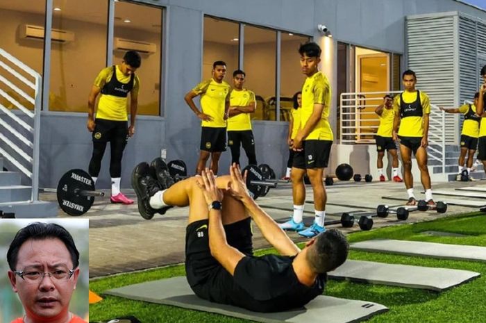 Sejumlah pemain Timnas U-23 Malaysia berlatih di Qatar University, Doha, 11 April 2024. Ong Kim Swee (insert) membakar semangat mereka untuk tak grogi di Piala Asia U-23 2024.