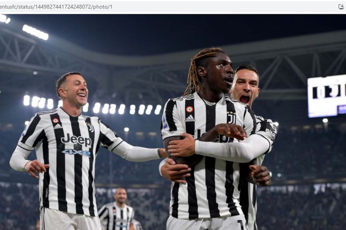Penyerang Juventus, Moise Kean, merayakan gol ke gawang AS Roma pada pekan kedelapan Liga Italia 2021-2022 di Allianz Stadium, Minggu (17/10/2021).