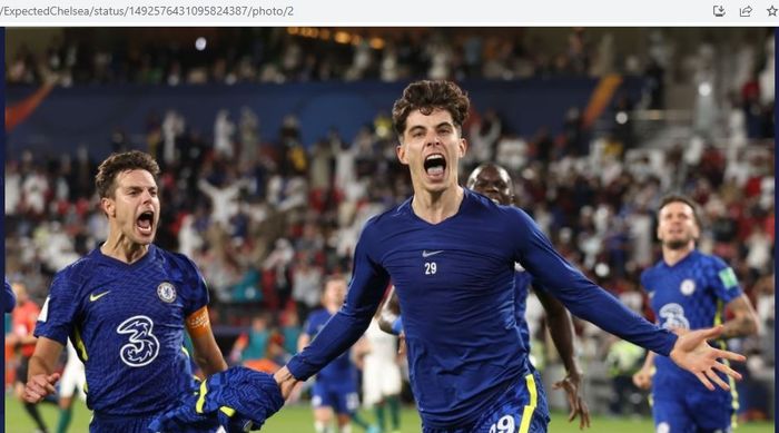 Gelandang serang Chelsea, Kai Havertz, melakukan selebrasi usai mencetak gol ke gawang Palmeiras pada babak final Piala Dunia Klub 2021 di Stadion Mohammed bin Zayed, Sabtu (12/2/2022).