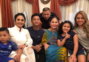 Kerap Bucin Pada Raul Lemos Hingga Tega Korbankan Anak Sendiri, Ternyata Tabiat Asli Krisdayanti Bikin Fotografer Ini Gemetaran Saat Berjumpa Pertama Kali