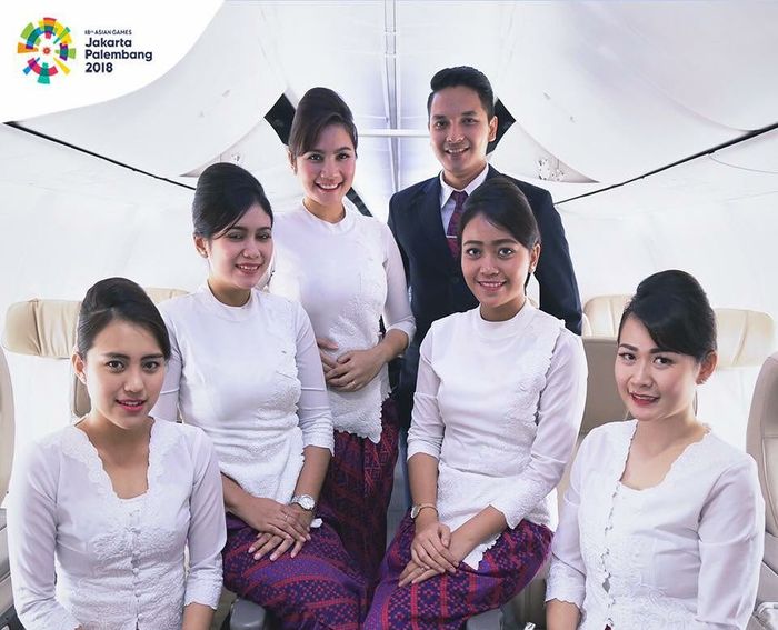 5 Maskapai Penerbangan yang Menggunakan Motif Batik dan 5 Maskapai Penerbangan yang Menggunakan Motif Batik dan