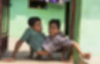 Disebut Inkarnasi Tuhan, Bocah Kambar Bertubuh Gancet Ini Menolak Dipisahkan Karena Alasan Ini