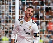 Sergio Ramos Tertangkap Basah Dukung Ejekan Fan Real Madrid untuk Thibaut Courtois