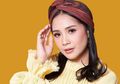 Bak Supermodel, Nagita Slavina Pakai Busana Harga Puluhan Juta Rupiah saat Tampil di Sampul Majalah, Netizen: Wanita Mahal!