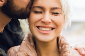 5 Tips Menjalin Hubungan Dengan Pria Yang Lebih Tua Agar Langgeng Semua Halaman Nova
