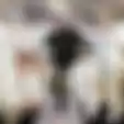Bikin Iri! Jerome Polin Foto Bareng NCT 127 dan Hadiahkan Baju Batik