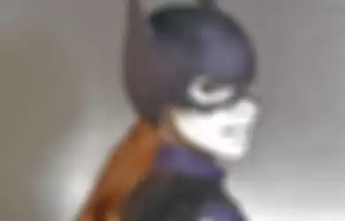 Pemeran Batgirl, Leslie Grace akhirnya buka suara soal film Batgirl yang batal tayang.