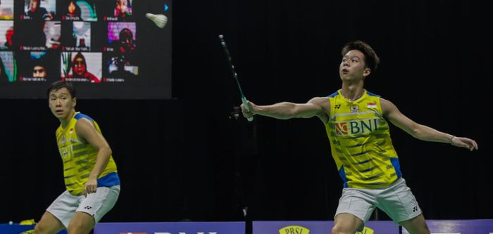 Pasangan ganda putra Indonesia, Marcus Fernaldi Gideon/Kevin Sanjaya Sukamuljo, pada simulasi Olimpiade Tokyo 2020 di pelatnas Cipayung, Jakarta Timur.