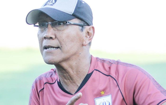 Pelatih PSIS Semarang, Bambang Nurdiansyah. 