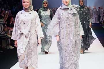 Tren Hijab 2020 Prediksi Warna Pastel Masih Populer Dari Jakarta Fashion Week Semua Halaman Stylo