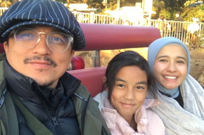 Tak Diduga-duga, Engku Emran Masih Lakukan Hal Ini Terhadap Laudya Cynthia Bella Meski Sudah Resmi Bercerai! - Grid Star
Tak Diduga-duga, Engku Emran Masih Lakukan Hal Ini Terhadap Laudya Cynthia Bella Meski Sudah Resmi Bercerai! - Grid Star