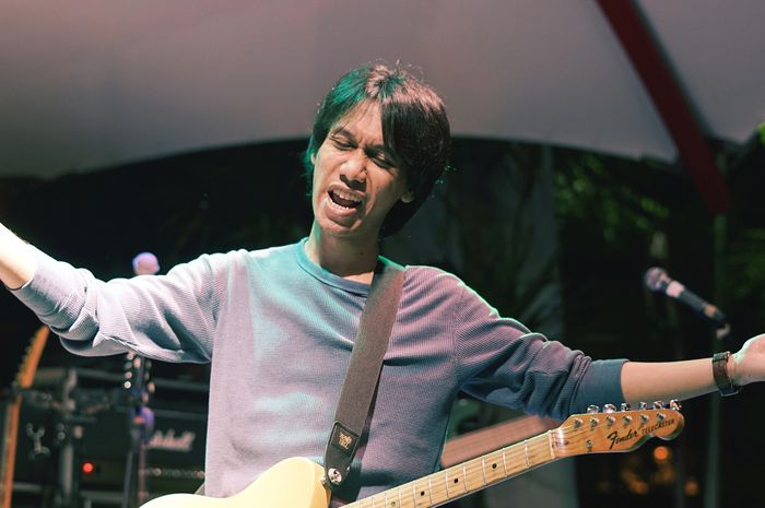 Chord Kunci Gitar dan Lirik Lagu Tunjuk Satu Bintang - Sheila On 7