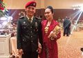 Momen Mengharukan Penuh Derai Air Mata saat Tunangan Lettu Erizal Robek Kain Ulos Tanda Perpisahan di Atas Peti Jenazah: 'Selamat Jalan Abang'
