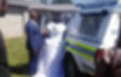  Diciduk Polisi saat Masih Pakai Setelan Jas dan Gaun Pengantin, Pasangan Ini Menikah dan Masuk Penjara di Hari yang Sama karena Langgar Aturan di Tengah Pandemi Covid-19