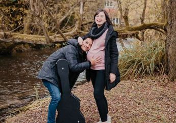 Kimberly Ryder Pilih Lahirkan Anak Pertama di Inggris, Perjuangan 30 Jam Perjalanan Sampai Kaki Bengkak