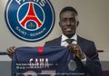 Diancam Organisasi LGBT, Pemain Muslim PSG Punya Bekingan Presiden Senegal