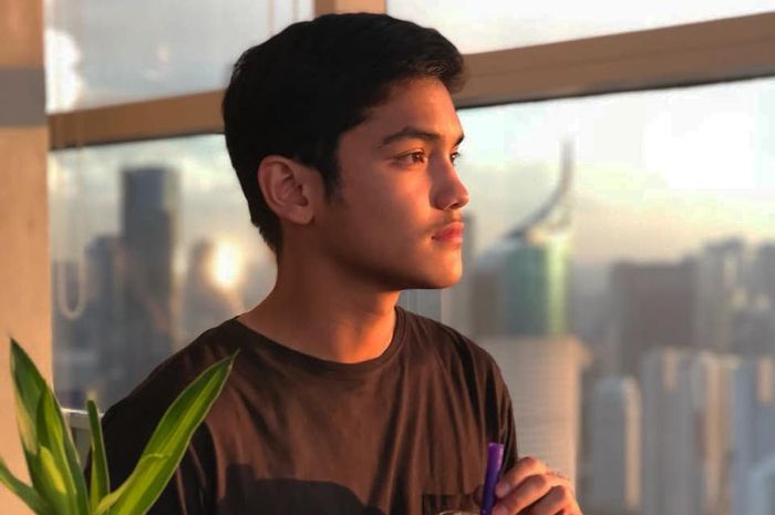 Biodata Lengkap Irzan Faiq, Aktor Muda yang Dekat dengan Prilly