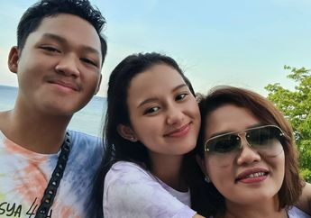 'Saya Takut', Bak Petir di Siang Bolong, Ibunda Sarah Menzel Bongkar Kekhawatiran Ketika Putrinya Menjalin Asmara dengan Azriel Hermansyah
