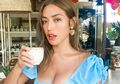 Pakai Busana Kekinian Bikin Belahan Dadanya Terekspos, Tampilan Seksi Jessica Iskandar Justru Mencuri Perhatian!