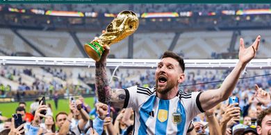 Tanpa Ragu, Andres Iniesta Sebut Lionel Messi GOAT Sejati