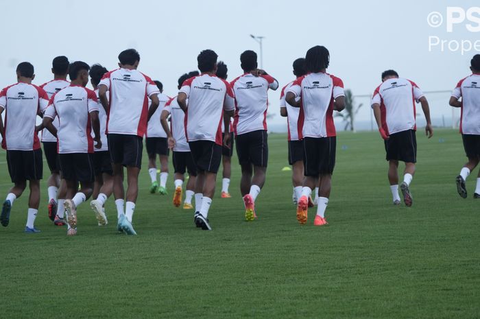 Suasana latihan Timnas Indonesia di Bali pada Kamis (28/11/2024)