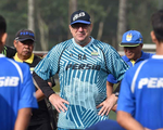 Pelatih Persib Tak Beri Garansi Tiga Pemain Baru Bermain di Liga 1 2020