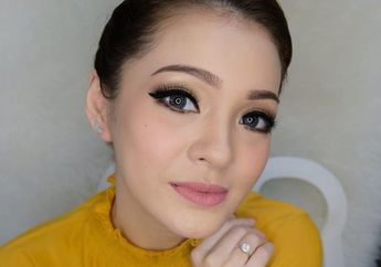 Sering Memendam Perasaan, Maya Septha Belajar Mengungkapkan Apa yang Dirasakan