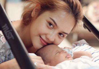 Mytha Lestari Beberkan Cara Mengurus Anak Ketika Sibuk Berkarier