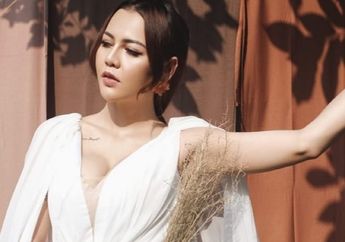Bak Petir di Siang Bolong! Tak Terima Dituding Aji Mumpung dan Cari Untung Sejak Dekat dengan Maia Estianty, Ratu Rizky Nabila Sebut Semua Gegara Tata Janeeta: Di Situ Aku Nangis...