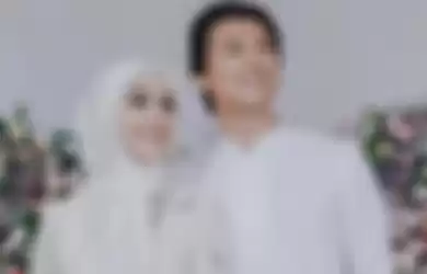 Syahrini dan Reino Barack