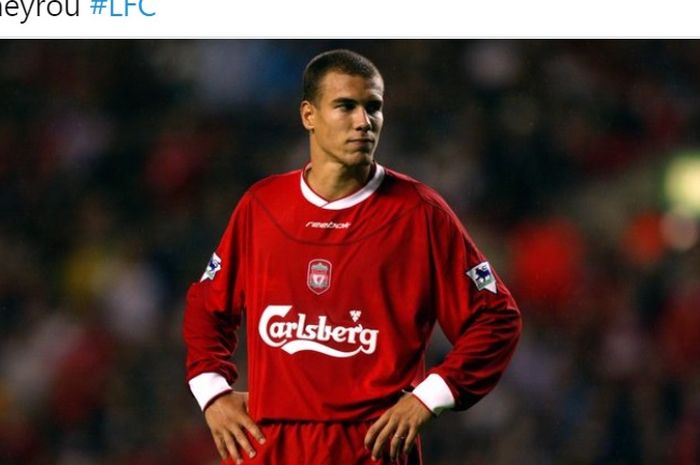 Gelandang asal Prancis, Bruno Cheyrou, saat mengenakan seragam Liverpool.