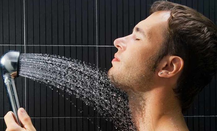 Mitos Atau Fakta Mandi Setelah Makan Bisa Berbahaya Bagi Kesehatan Berikut Penjelasannya Semua Halaman Hype