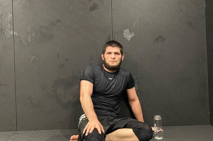 Juara bertahan UFC kelas ringan, Khabib Nurmagomedov disebut bisa jadi guru ilmu ikhlas untuk Jorge Masvidal.