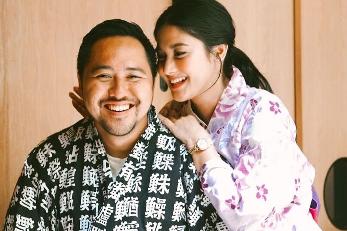 Roestiandi Tsamanov dan Naysilla Mirdad