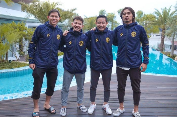 Evan Dimas, Adam Alis, Gian Zola, dan Andik Rendika Rama, pemain baru Arema FC.