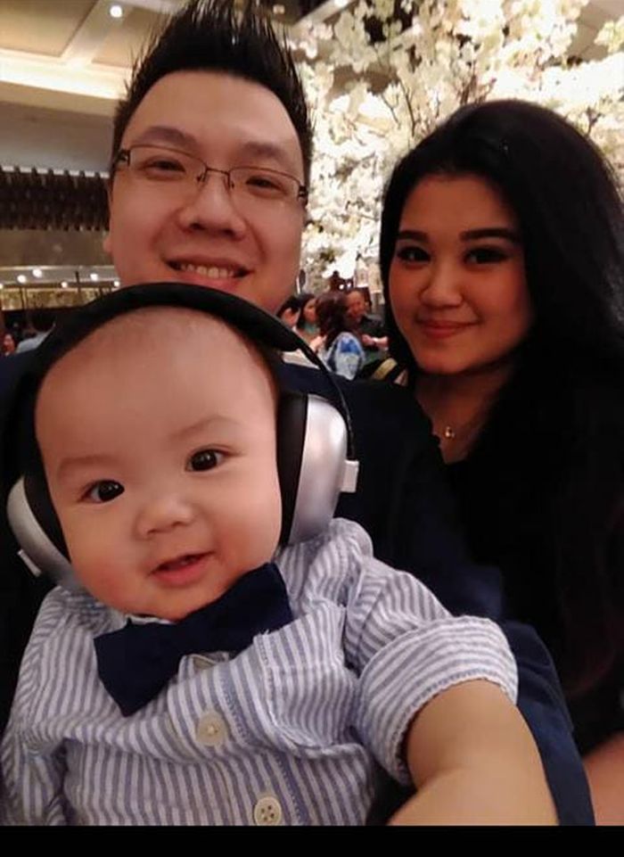Ryuzio kondangan dengan kedua orangtuanya