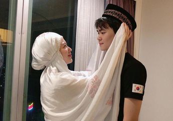 Lebaran Kedua Sebagai Mualaf, Adik Ayana Moon Dapat Hadiah Ini dari Imam Besar Masjid!