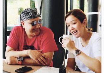 6 Bulan Menyandang Status Nyonya Irwan Mussry, Maia Estianty Unggah Foto Bareng Pria Lain untuk Pertama Kalinya
